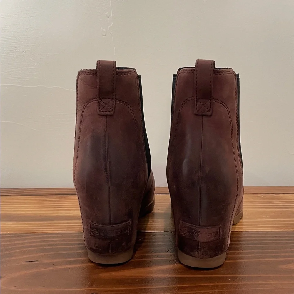 Sorel Lea Wedge Ankle Boots In Redwood/Black Women’s Size 10